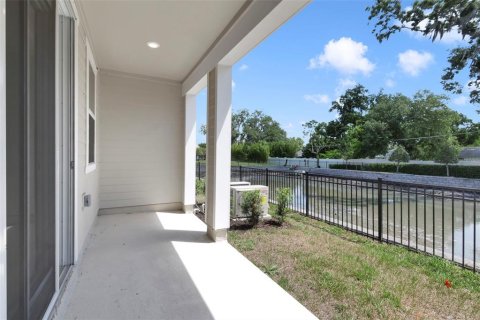 Townhouse in Sanford, Florida 3 bedrooms, 143.44 sq.m. № 2092341 - photo 24