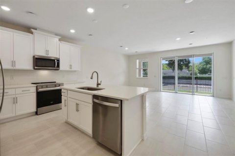 Townhouse in Sanford, Florida 3 bedrooms, 143.44 sq.m. № 2092341 - photo 8