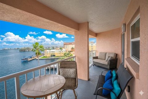 Condo in Saint Pete Beach, Florida, 3 bedrooms  № 2144056 - photo 3