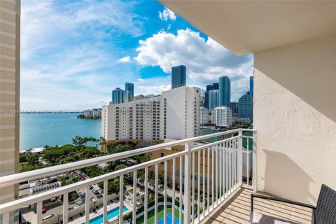 Купить кондоминиум в Майами, Флорида 2 спальни, 91.51м2, № 1948213 - фото 28