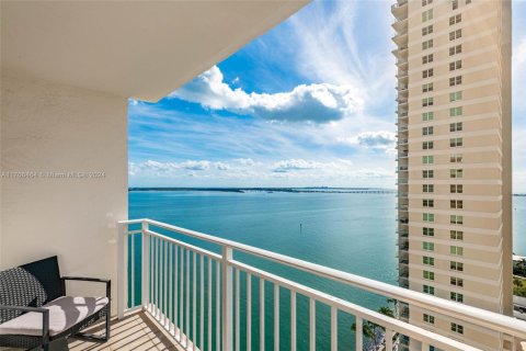 Купить кондоминиум в Майами, Флорида 2 спальни, 91.51м2, № 1948213 - фото 27