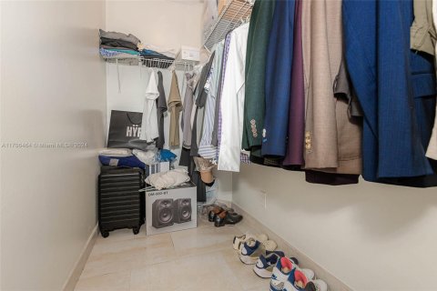 Купить кондоминиум в Майами, Флорида 2 спальни, 91.51м2, № 1948213 - фото 21