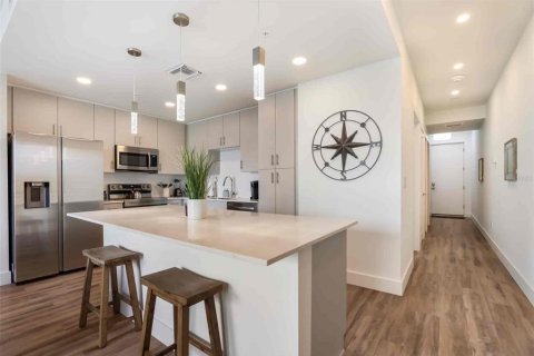 Copropriété à vendre à Sarasota, Floride: 1 chambre, 83.24 m2 № 2299746 - photo 4