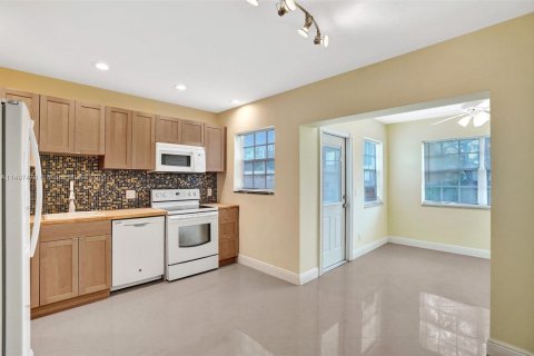 Casa en venta en Hollywood, Florida, 3 dormitorios, 125.05 m2 № 877929 - foto 16