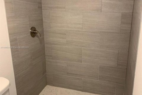 Copropriété à louer à Coral Springs, Floride: 2 chambres, 85.47 m2 № 1957098 - photo 6