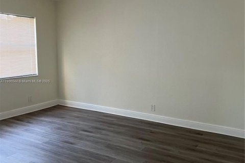 Copropriété à louer à Coral Springs, Floride: 2 chambres, 85.47 m2 № 1957098 - photo 16