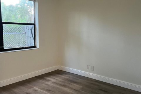 Copropriété à louer à Coral Springs, Floride: 2 chambres, 85.47 m2 № 1957098 - photo 5