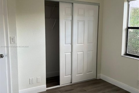 Copropriété à louer à Coral Springs, Floride: 2 chambres, 85.47 m2 № 1957098 - photo 14