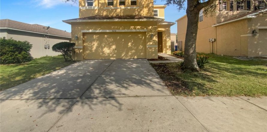 Casa en Land O' Lakes, Florida 4 dormitorios, 172.98 m2 № 1905216