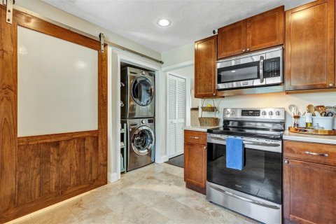 Condo in Longwood, Florida, 3 bedrooms  № 2209382 - photo 9