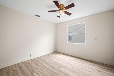 House in Lakeland, Florida 3 bedrooms, 152.08 sq.m. № 1914826 - photo 12