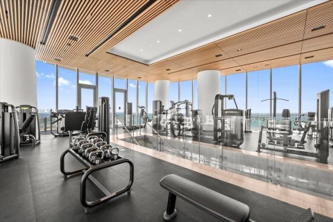 Condo in Miami, Florida, 1 bedroom  № 2000603 - photo 16