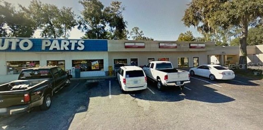Immobilier commercial à Belleview, Floride 153.29 m2 № 2144116