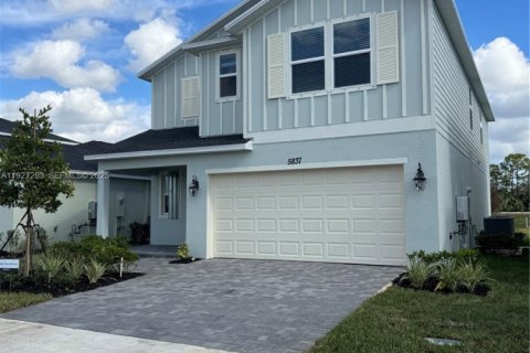 Casa en alquiler en Port St. Lucie, Florida, 6 dormitorios, 236.9 m2 № 1986224 - foto 1