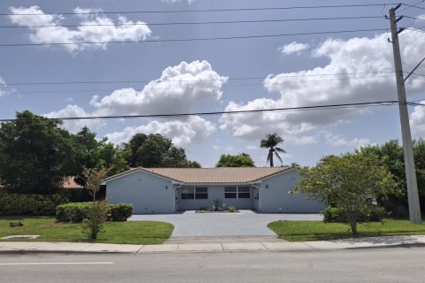 Apartment in Coral Springs, Florida 3 bedrooms, 123.19 sq.m. № 2250977 - photo 19