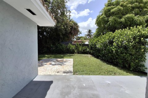 Apartment in Coral Springs, Florida 3 bedrooms, 123.19 sq.m. № 2250977 - photo 14