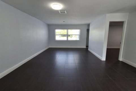 Apartment in Coral Springs, Florida 3 bedrooms, 123.19 sq.m. № 2250977 - photo 8