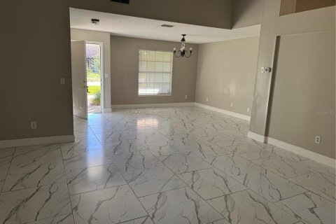 Villa ou maison à vendre à Orlando, Floride: 3 chambres, 137.31 m2 № 2415214 - photo 3