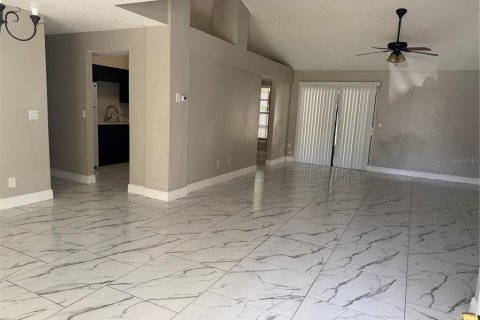 Villa ou maison à vendre à Orlando, Floride: 3 chambres, 137.31 m2 № 2415214 - photo 2