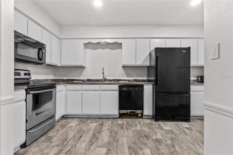 Casa en alquiler en Altamonte Springs, Florida, 4 dormitorios, 186.73 m2 № 1877078 - foto 12