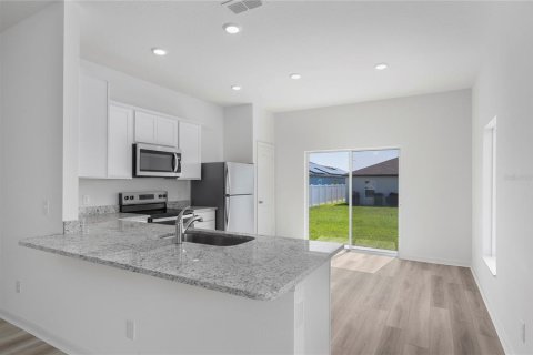 Casa en venta en Lake Alfred, Florida, 3 dormitorios, 114.36 m2 № 2384361 - foto 5