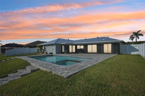Casa en venta en Cape Coral, Florida, 3 dormitorios, 166.2 m2 № 1862119 - foto 21