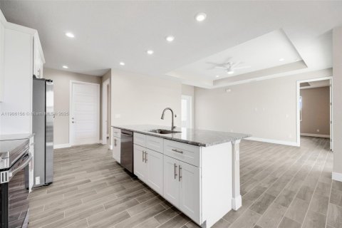 Casa en venta en LaBelle, Florida, 4 dormitorios, 154.4 m2 № 1957299 - foto 13