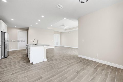 Casa en venta en LaBelle, Florida, 4 dormitorios, 154.4 m2 № 1957299 - foto 15