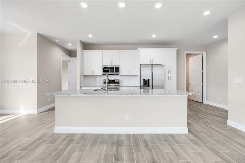 Casa en venta en LaBelle, Florida, 4 dormitorios, 154.4 m2 № 1957299 - foto 10