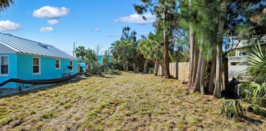 Land in Treasure Island, Florida № 1637319