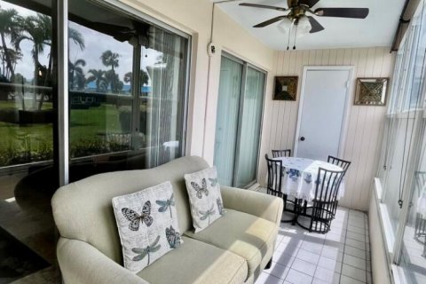 Condo in Ocean Ridge, Florida, 2 bedrooms № 2146713 - photo 29