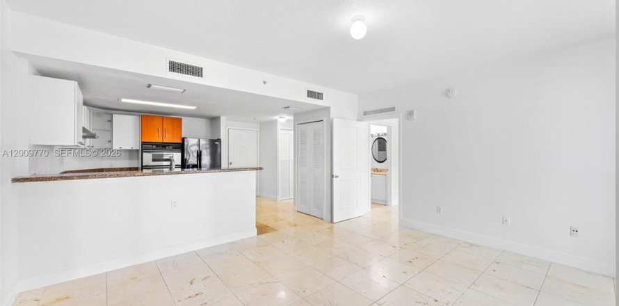 Apartment in Miami, Florida 1 bedroom, 58.53 sq.m. № 2072738