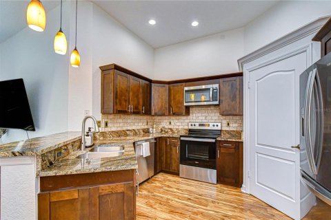 Copropriété à louer à Tampa, Floride: 2 chambres, 113.81 m2 № 2427050 - photo 9