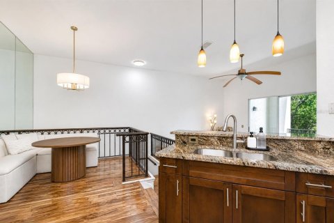 Copropriété à louer à Tampa, Floride: 2 chambres, 113.81 m2 № 2427050 - photo 12