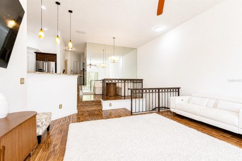 Copropriété à louer à Tampa, Floride: 2 chambres, 113.81 m2 № 2427050 - photo 4