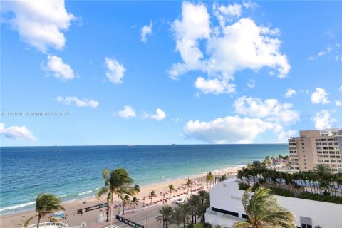 Hotel in Fort Lauderdale, Florida 1 bedroom, 95.5 sq.m. № 2154446 - photo 25