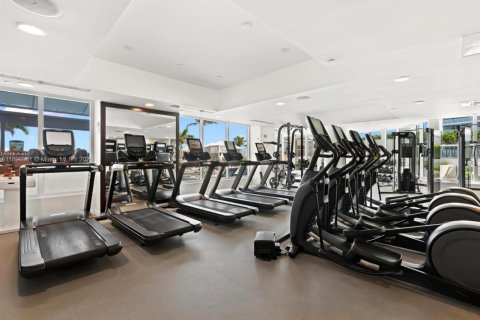 Hotel in Fort Lauderdale, Florida 1 bedroom, 95.5 sq.m. № 2154446 - photo 30