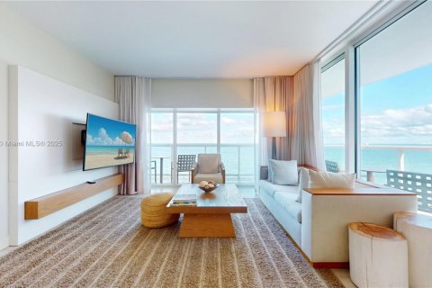 Hotel in Fort Lauderdale, Florida 1 bedroom, 95.5 sq.m. № 2154446