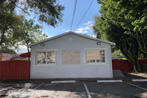 House in Miami, Florida 1 bedroom № 1972031 - photo 14