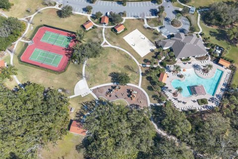 House in Kissimmee, Florida 4 bedrooms, 171.5 sq.m. № 2204600 - photo 26