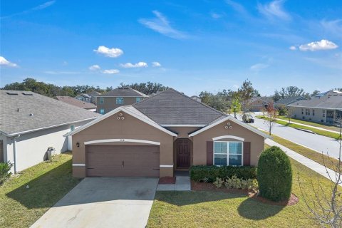 House in Kissimmee, Florida 4 bedrooms, 171.5 sq.m. № 2204600 - photo 23