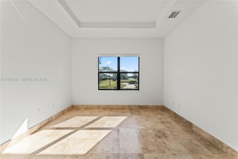 House in Miramar, Florida 3 bedrooms, 190.17 sq.m. № 2044389 - photo 18