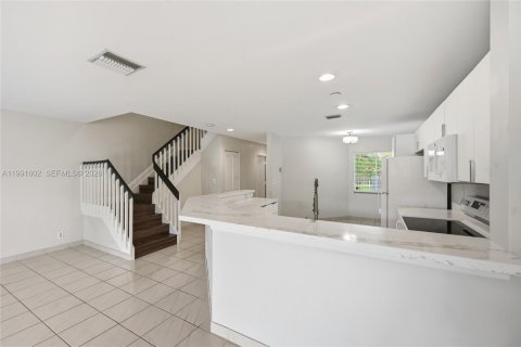 Adosado en alquiler en Boca Raton, Florida, 3 dormitorios, 148.83 m2 № 2052381 - foto 7