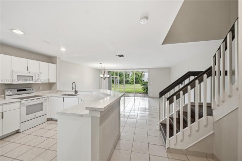 Adosado en alquiler en Boca Raton, Florida, 3 dormitorios, 148.83 m2 № 2052381 - foto 5