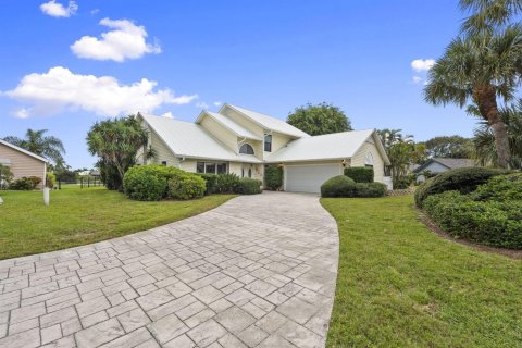 Casa en venta en Hobe Sound, Florida, 4 dormitorios, 207.73 m2 № 2078360 - foto 5