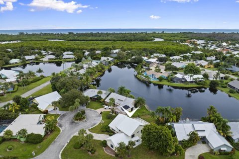 Casa en venta en Hobe Sound, Florida, 4 dormitorios, 207.73 m2 № 2078360 - foto 3