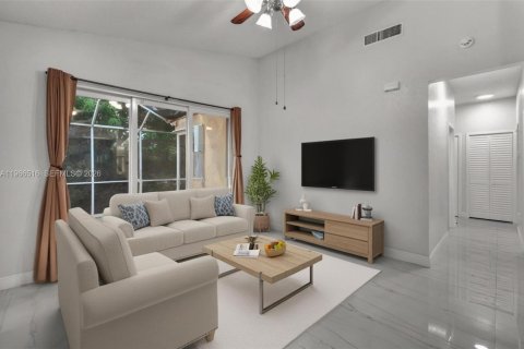 Купить виллу или дом в Пемброк-Пайнс, Флорида 3 спальни, 146.97м2, № 2028214 - фото 16