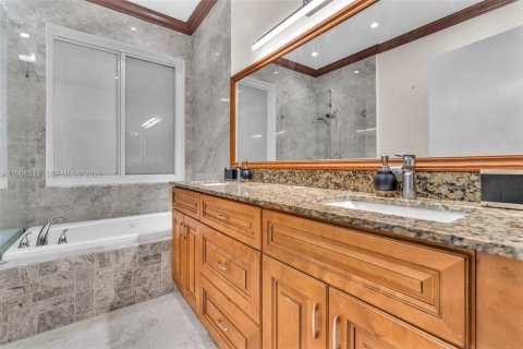 Купить виллу или дом в Пемброк-Пайнс, Флорида 3 спальни, 146.97м2, № 2028214 - фото 13