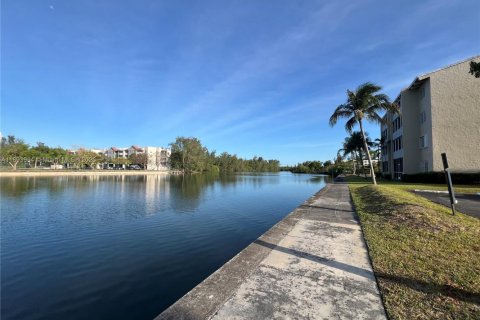 Copropriété à louer à Cutler Bay, Floride: 1 chambre, 50.45 m2 № 1946044 - photo 14