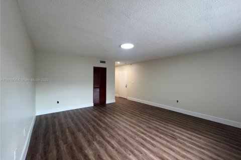 Copropriété à louer à Cutler Bay, Floride: 1 chambre, 50.45 m2 № 1946044 - photo 5